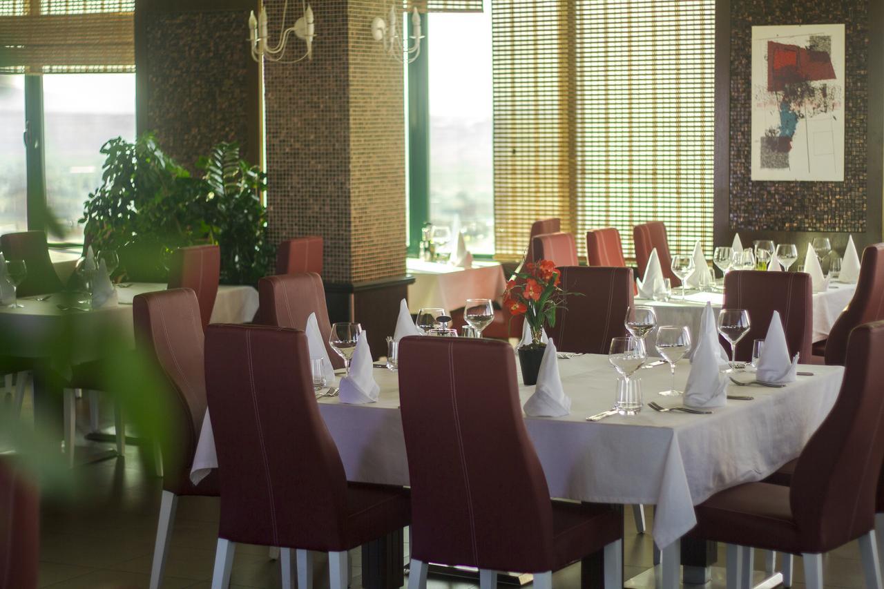 Hotel Gorenje Приштина Экстерьер фото